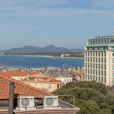Vista Mare: Moderno Loft Al Centro Di