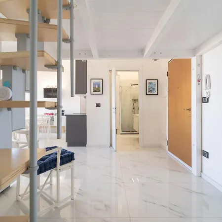 Vista Mare: Moderno Loft Al Centro Di Apartamento Alghero
