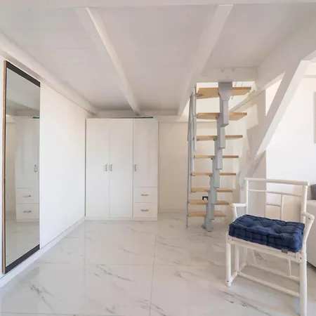Apartamento Vista Mare: Moderno Loft Al Centro Di