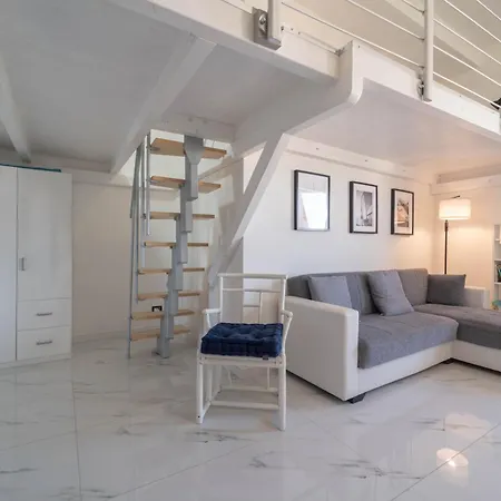 Vista Mare: Moderno Loft Al Centro Di דירה *