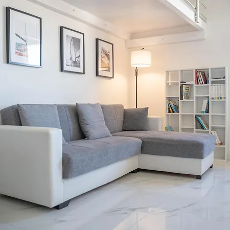 Vista Mare: Moderno Loft Al Centro Di
